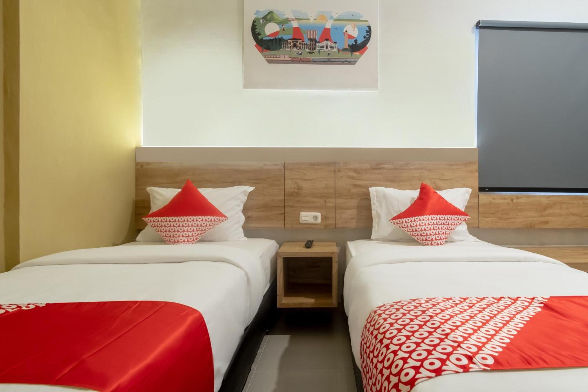 Oyo 3159 Festive Inn Medan Exterior photo